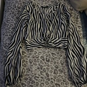 SHEIN Zebra Print Cropped Long Sleeve